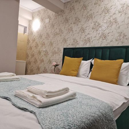 Laroka House Beautiful Apartment Universitate Center بوخارست المظهر الخارجي الصورة