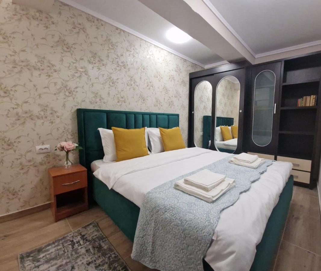 Laroka House Beautiful Apartment Universitate Center بوخارست المظهر الخارجي الصورة