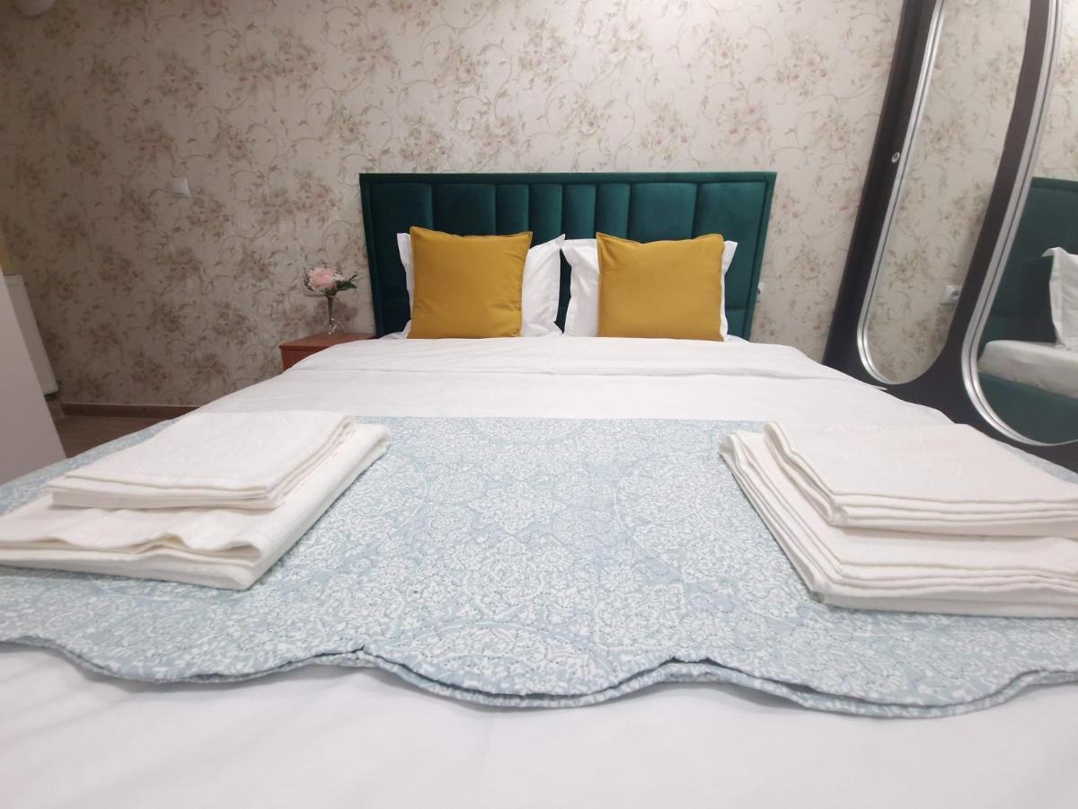 Laroka House Beautiful Apartment Universitate Center بوخارست المظهر الخارجي الصورة